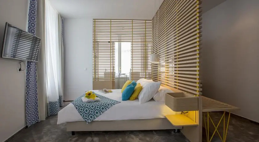 Bed & Atmosphere Rooms - Général