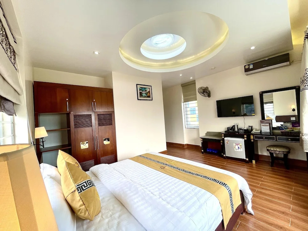 Superior Double room (full double bed)