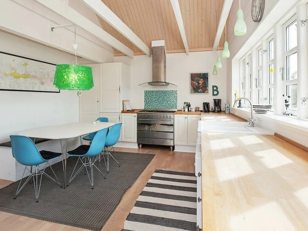 Charming Holiday Home in Dannemare With Whirlpool - фото 17