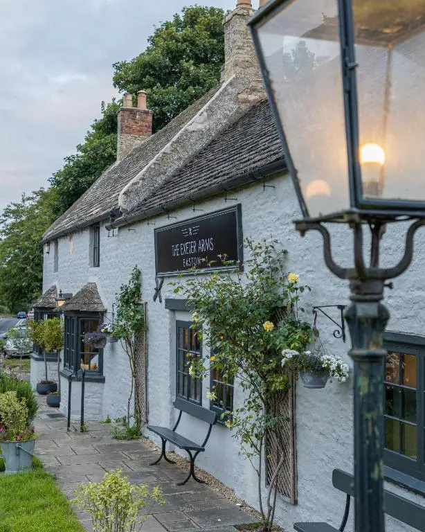 Rooms at The Exeter Arms Easton