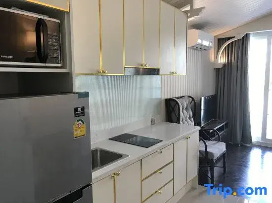 Апартаменты c 1 комнатой в Grand Florida Beachfront Condo Resort Pattaya E208