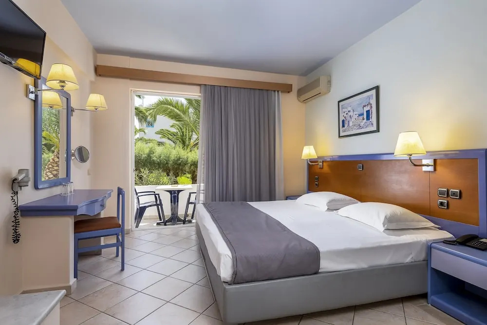 Standard room with balcony