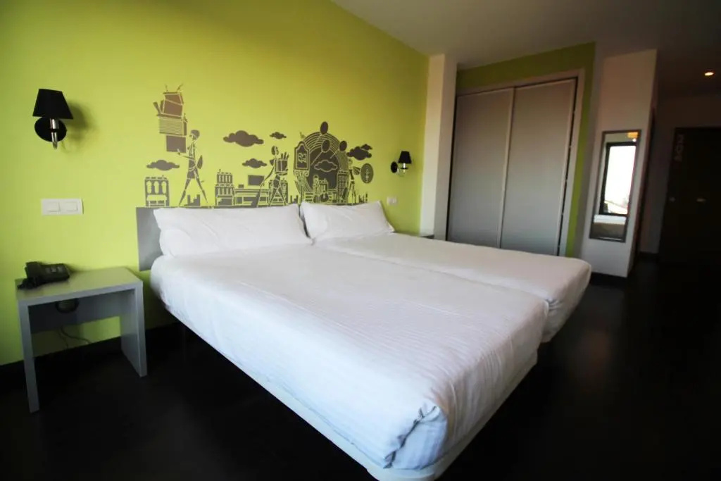 Standard Double Basement room (full double bed)
