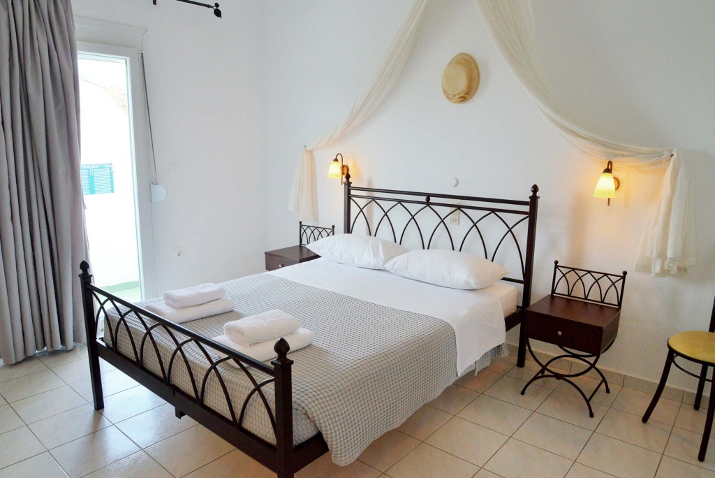 Glaronissia Hotel — 5