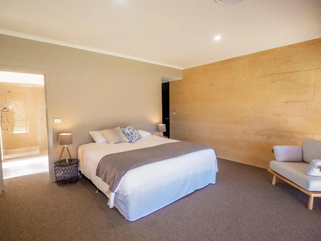 2 Bedrooms Chalet