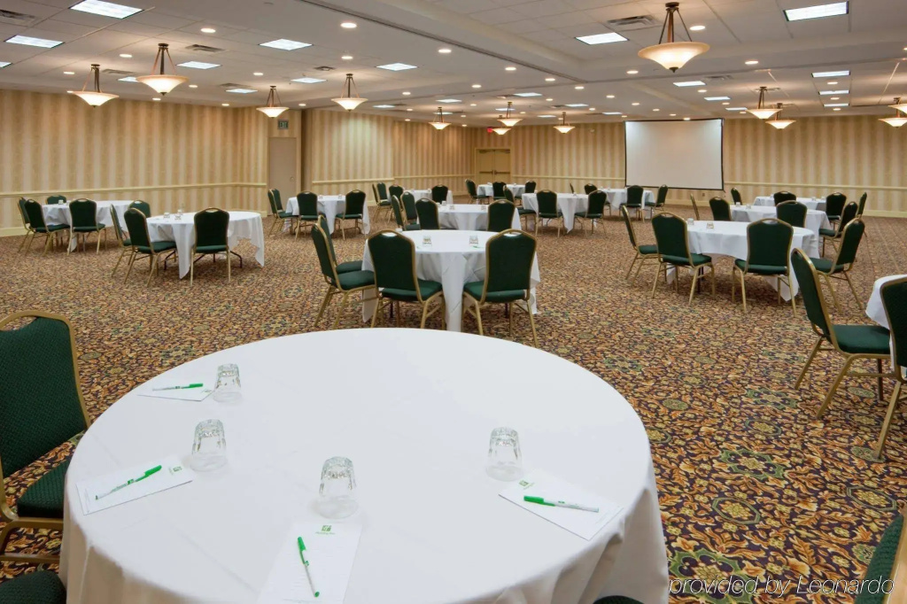 Holiday Inn Charlottesville-Univ Area by IHG - Général