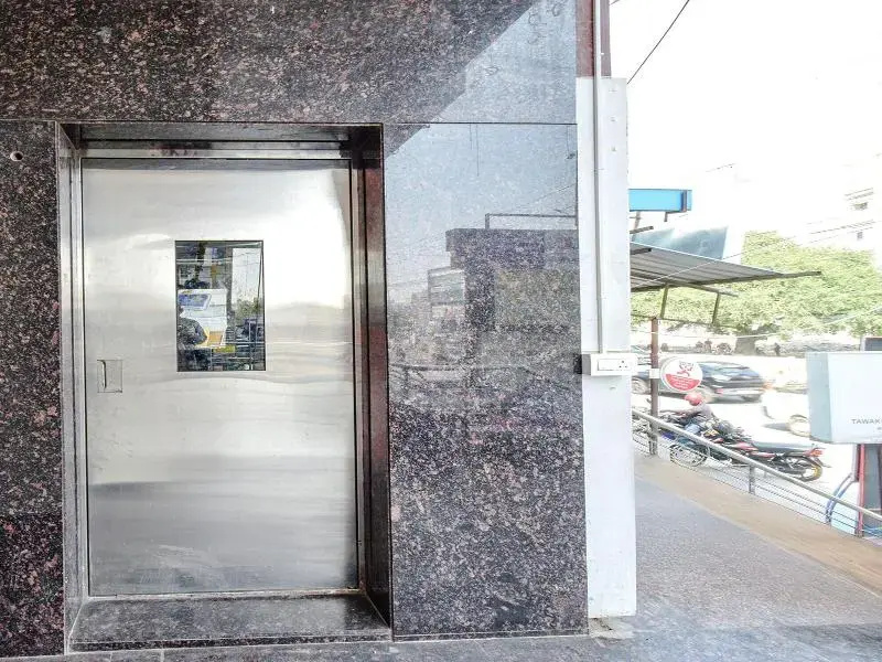 Fabhotel Narsingi