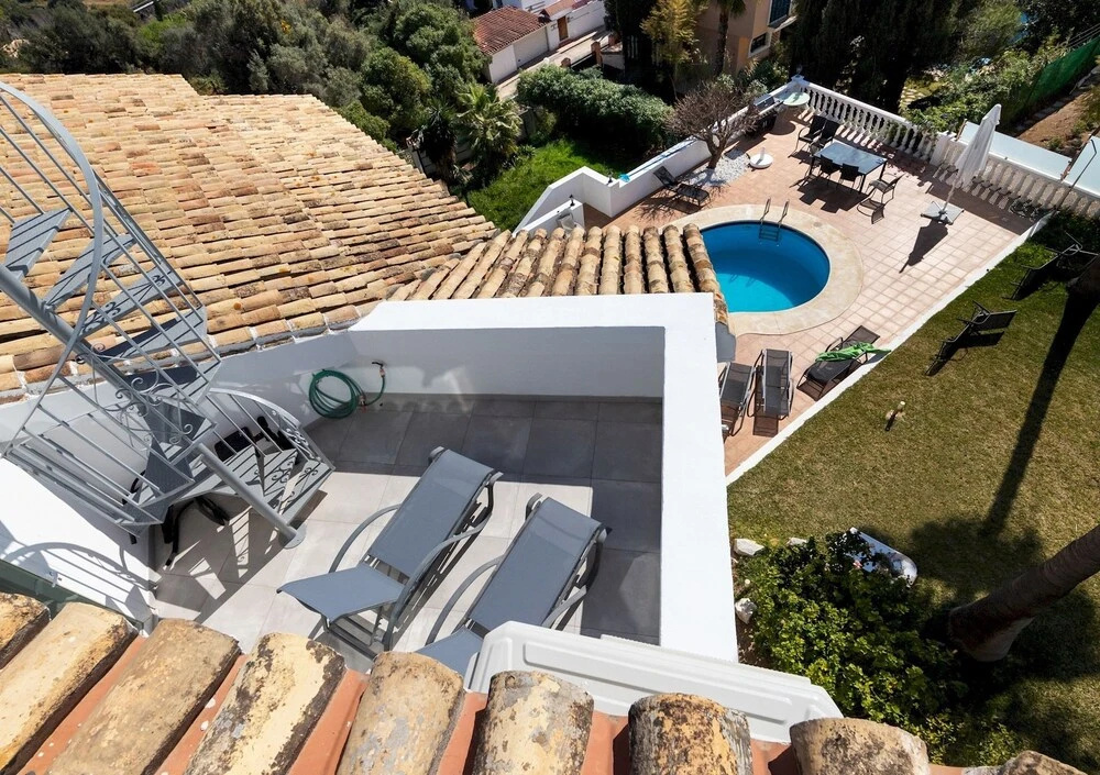 5BR 4BA Villa Romano With Panoramic Sea and Golf Views in Elviria, Marbella