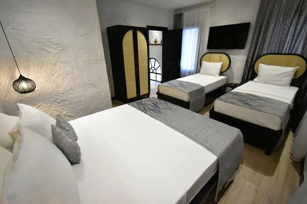 Hotel photo 12