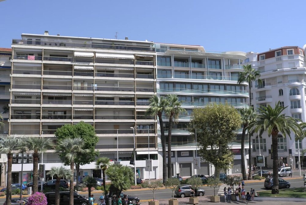 Myagent vue mer Face au Palais-croisette Congres-plages