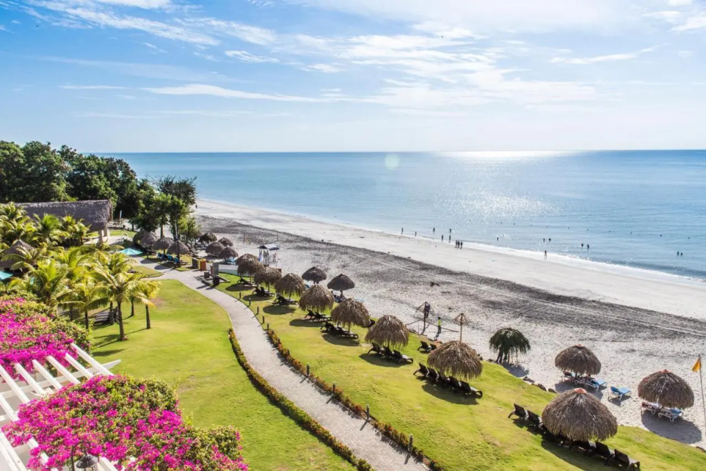Beach & Waterfront