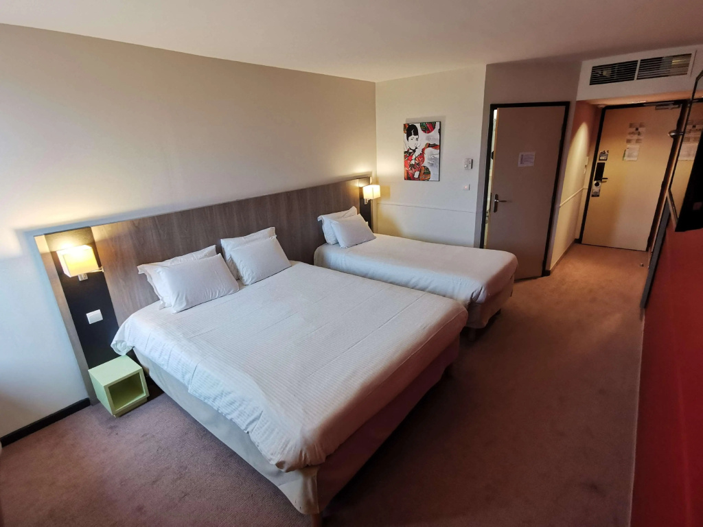 Mercure Chartres Est — 3