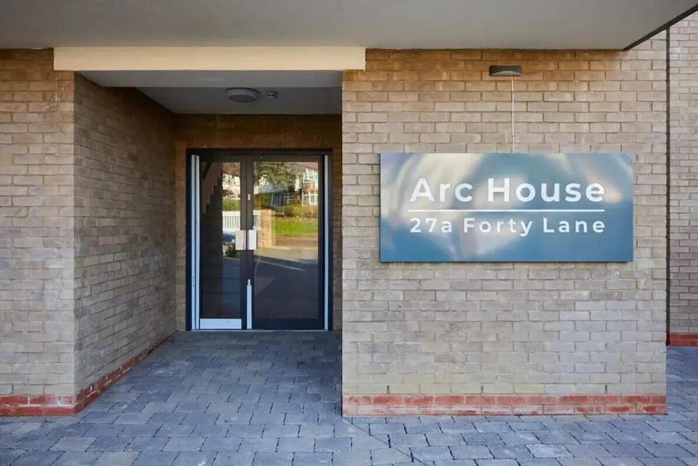 The Wembley Park Secret - Spacious 3bdr Flat With Terrace