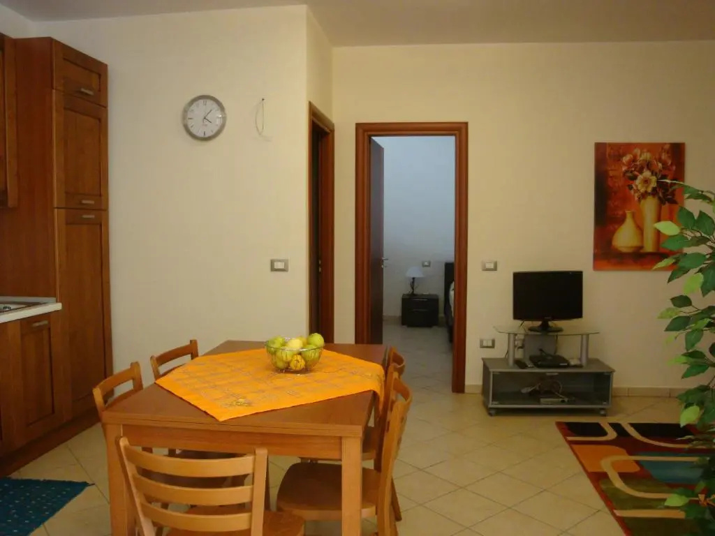 Apartment with garden view