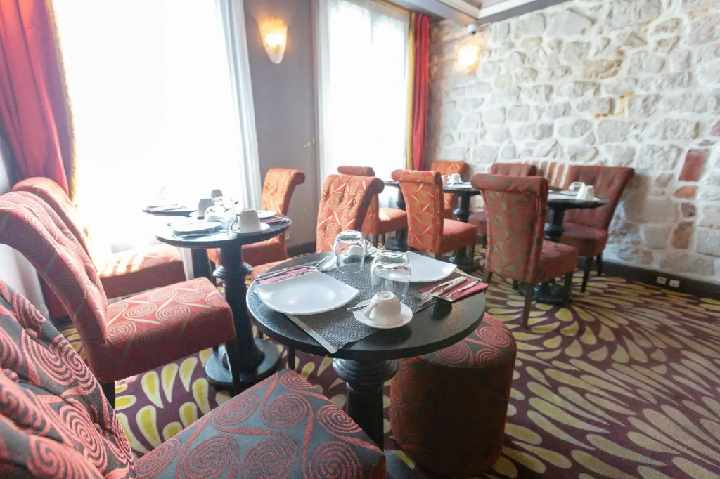 Hotel photo 12