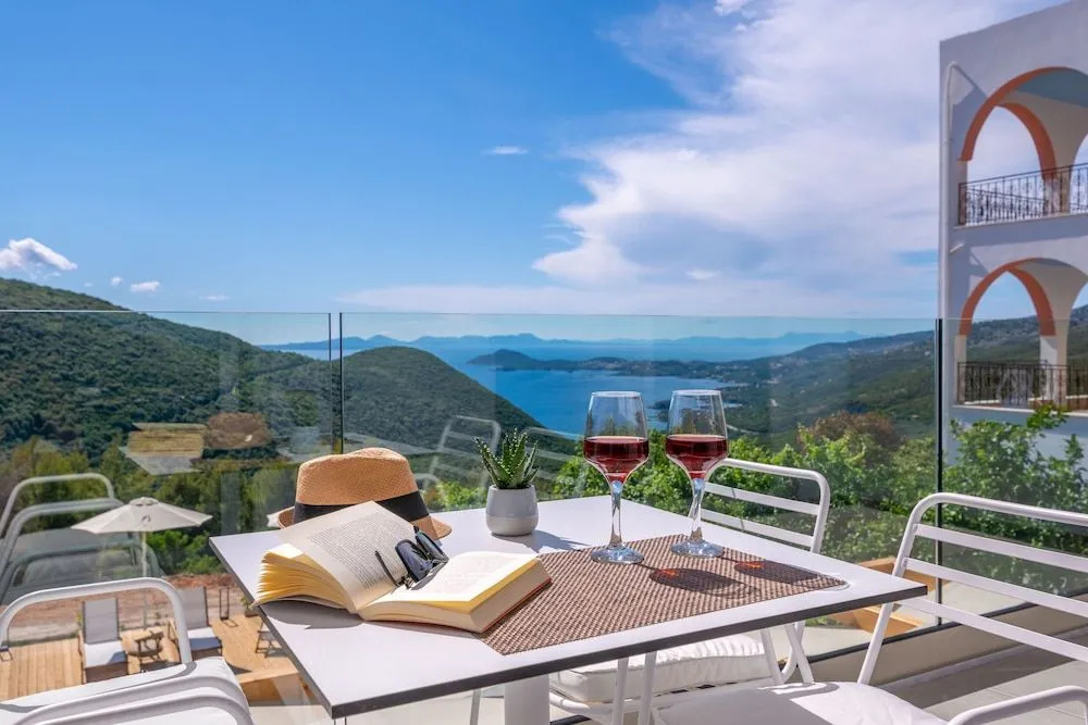 Ninemia Luxury Residence