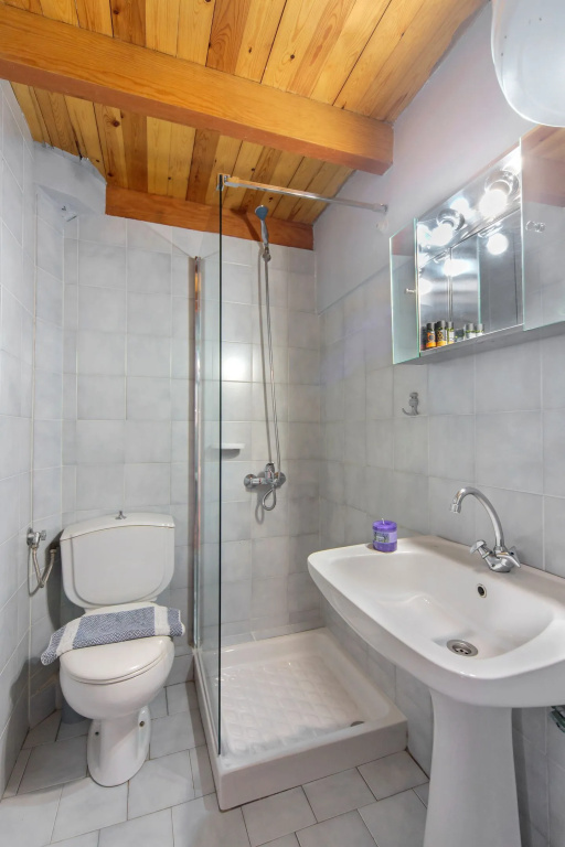 Economy Suite