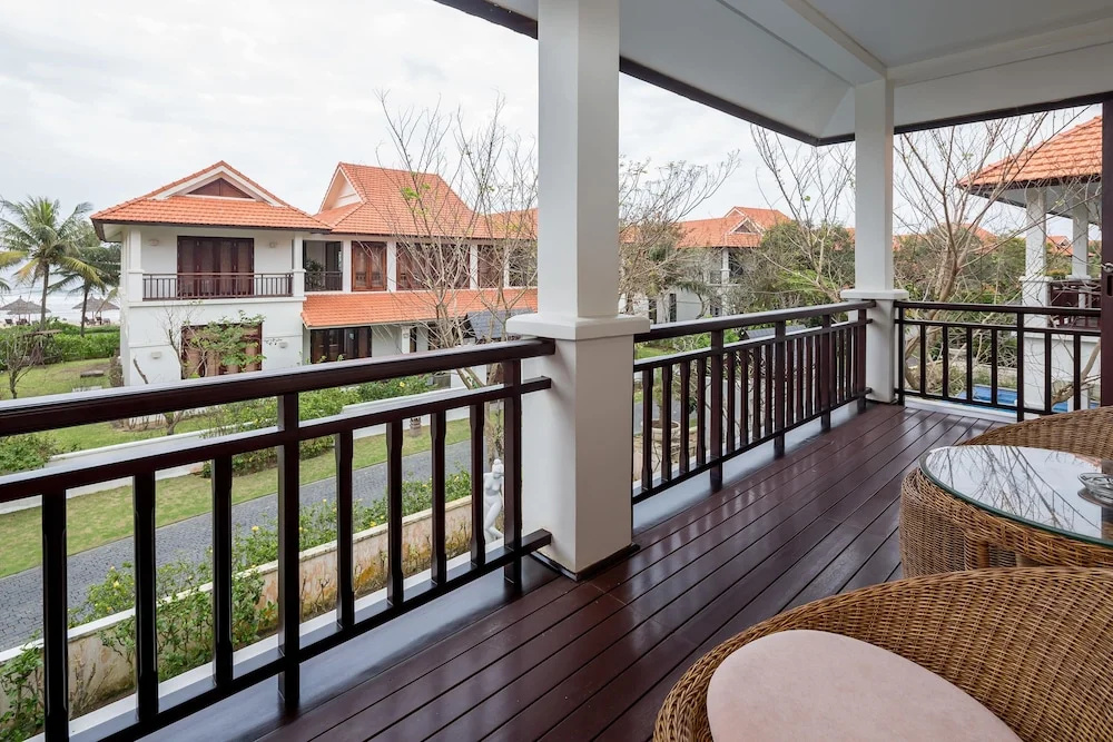 Purama Luxury Villas Danang Beach Resort