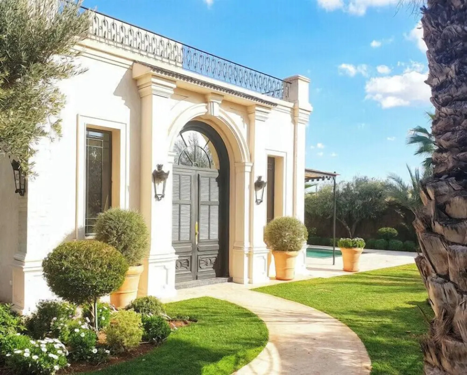 Villa