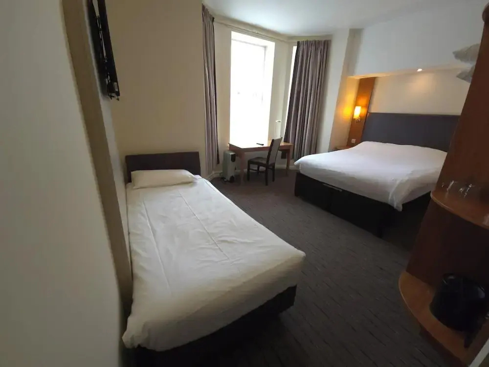 Hotel photo 2