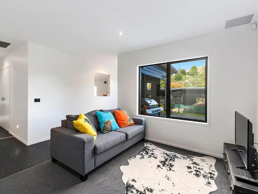 River Retreat - Taupo Holiday Home