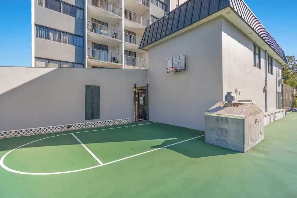 Holiday Towers by Elliott Beach Rentals