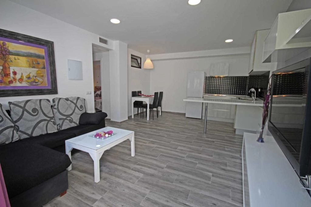 gallery_image_hidden_8
