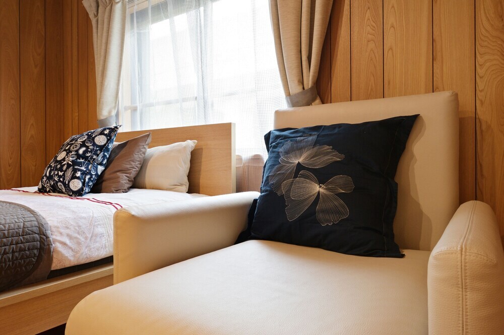 gallery_image_hidden_26