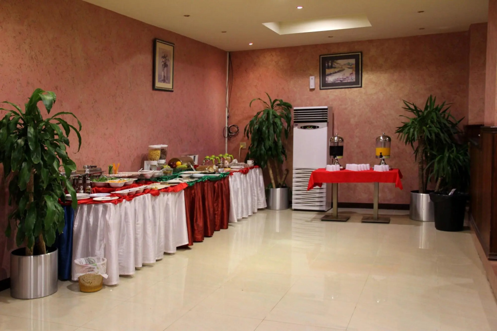 Lobby & Reception