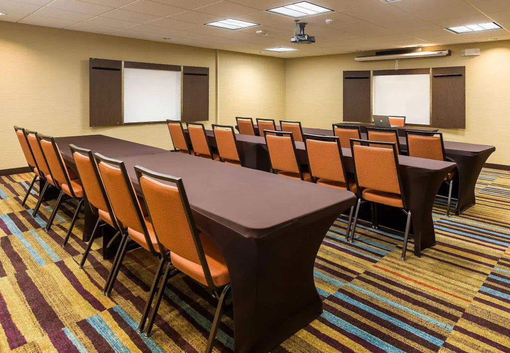 Fairfield Inn & Suites Dallas Park Central - Général