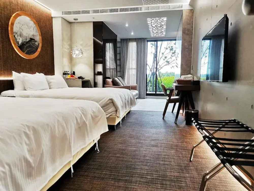 Deluxe Quadruple room