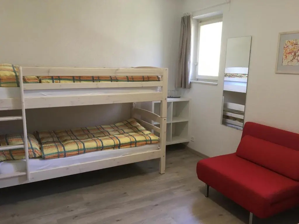 Economy room