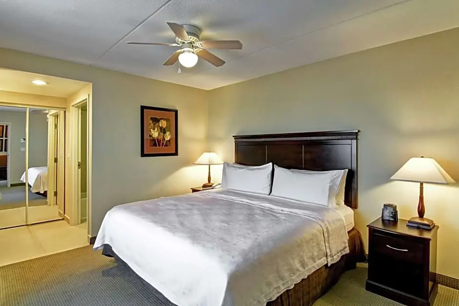 Homewood Suites by Hilton Sudbury - Chambres