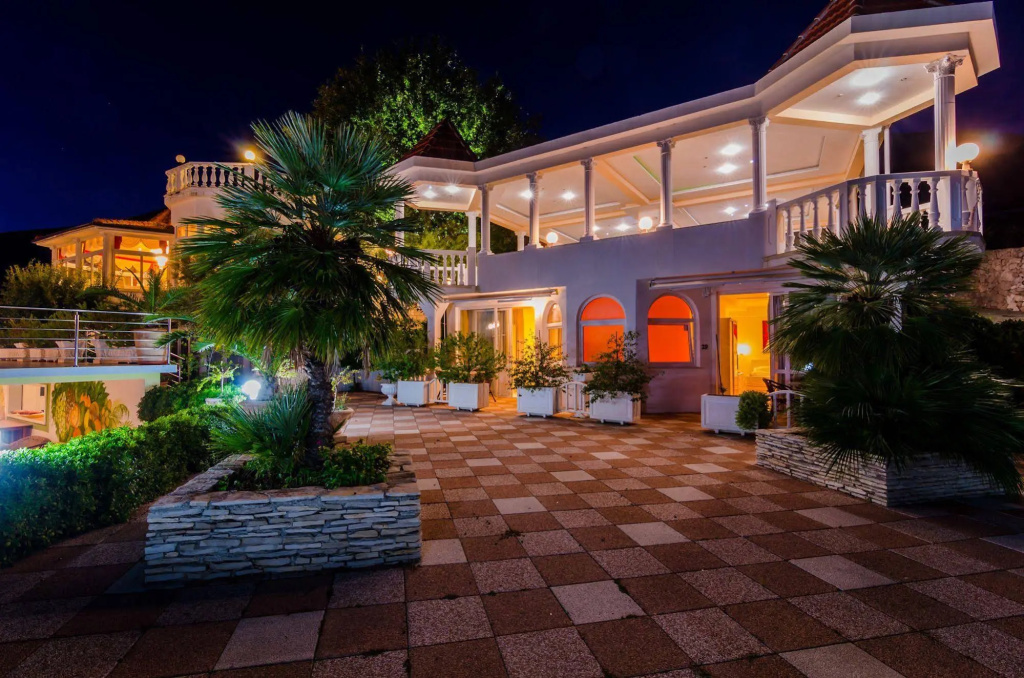 Villa Antonio