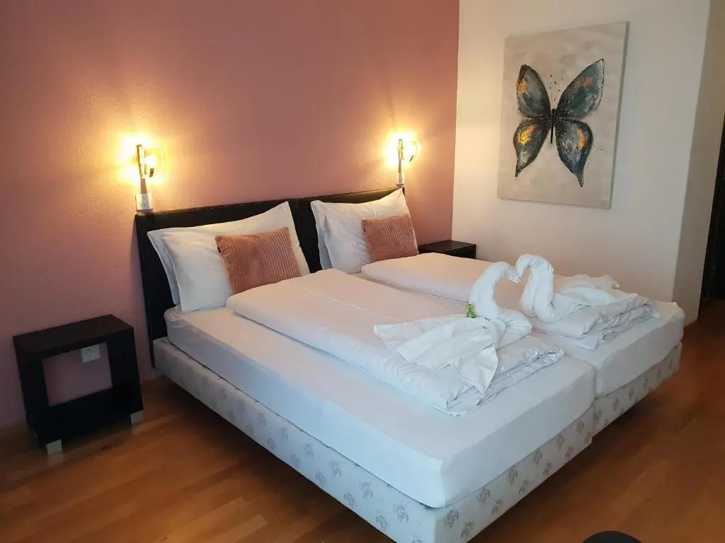 Standard Double room (twin beds)