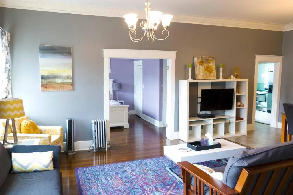 1 Bedroom Apartment