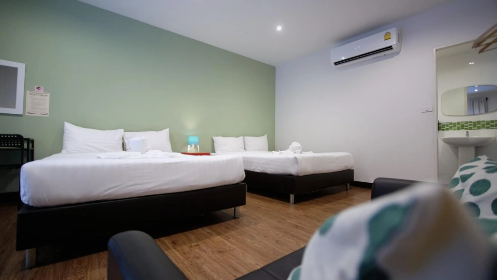 Отель Resort V - MRT Huai Khwang в Бангкоке