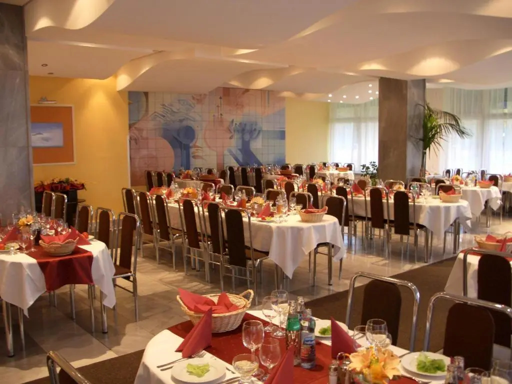 Kongresové centrum SAV Academia - Général