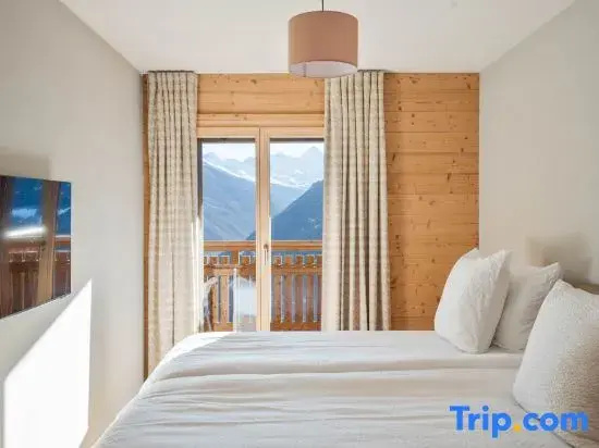 3 Bedrooms Apartment