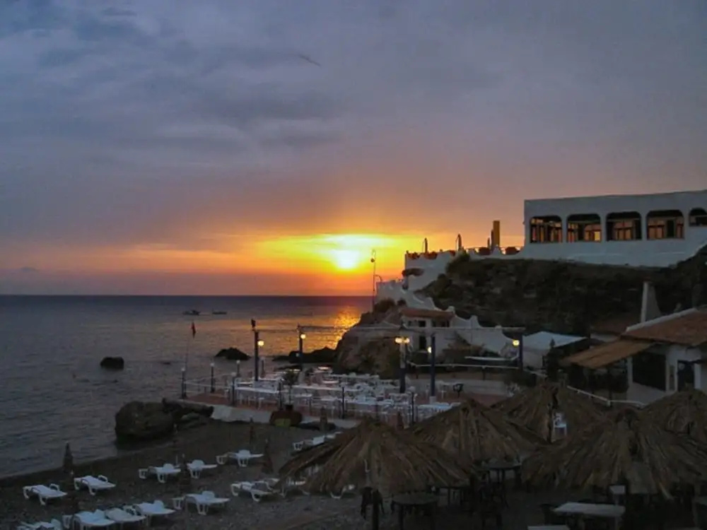 Cirucco Bay Hotel & Camping