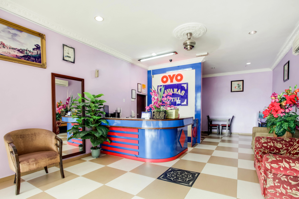 Lobby & Reception