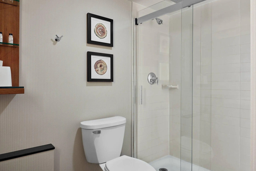 Delta Hotels by Marriott Milwaukee Northwest - Chambres