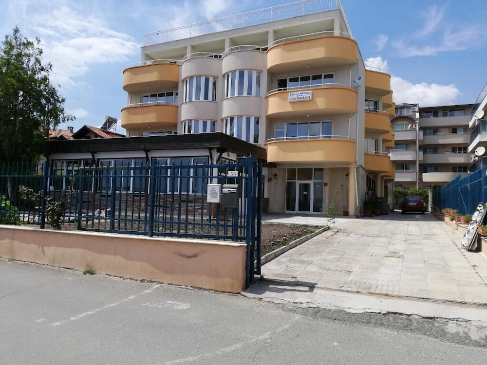 Panorama-apartmentsChantall