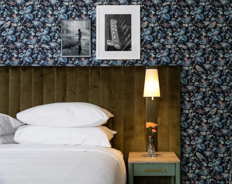 Premium room