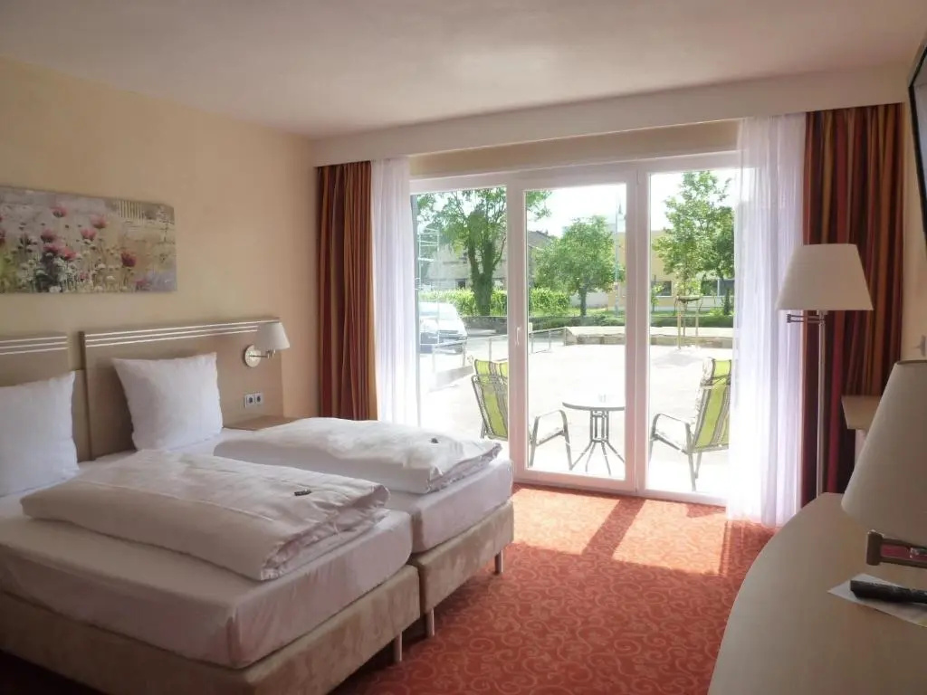 Standard Double room (full double bed)