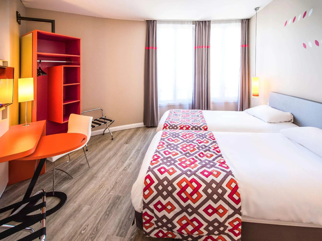Standard Family Suite
