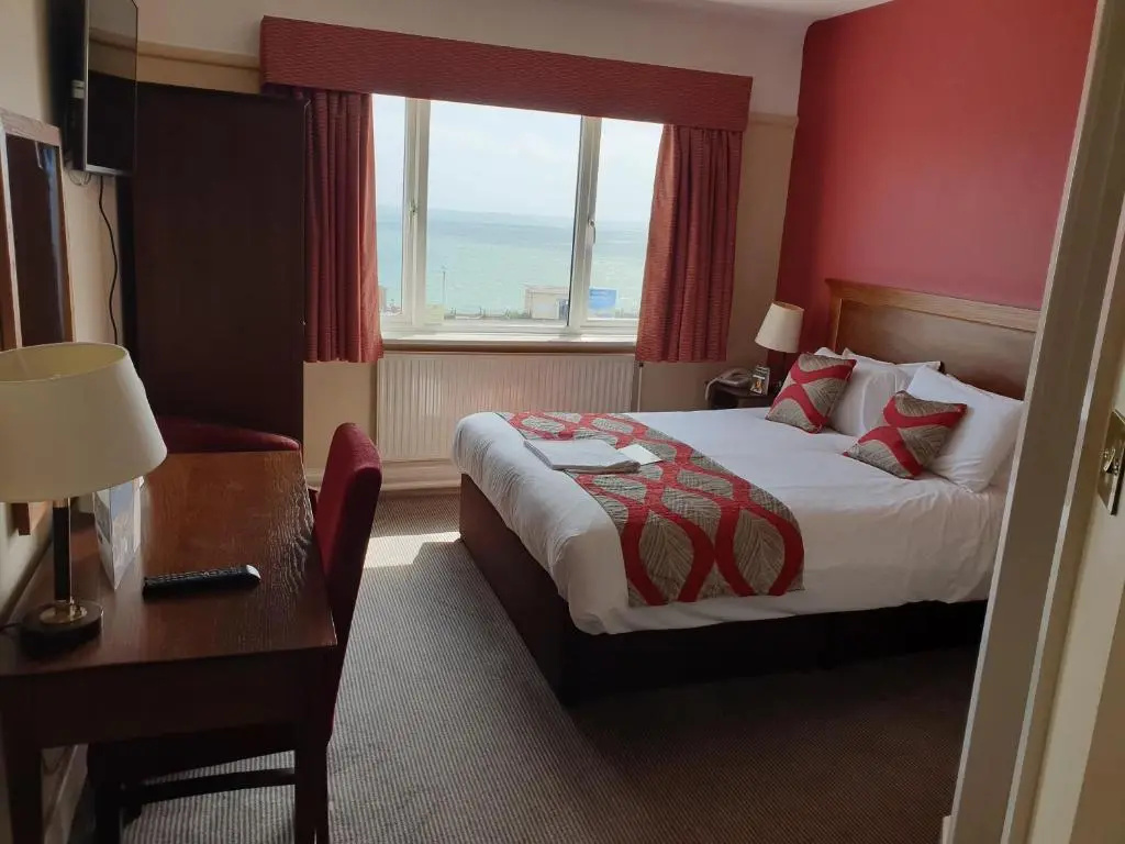 Standard Double room with sea view (full double bed)
