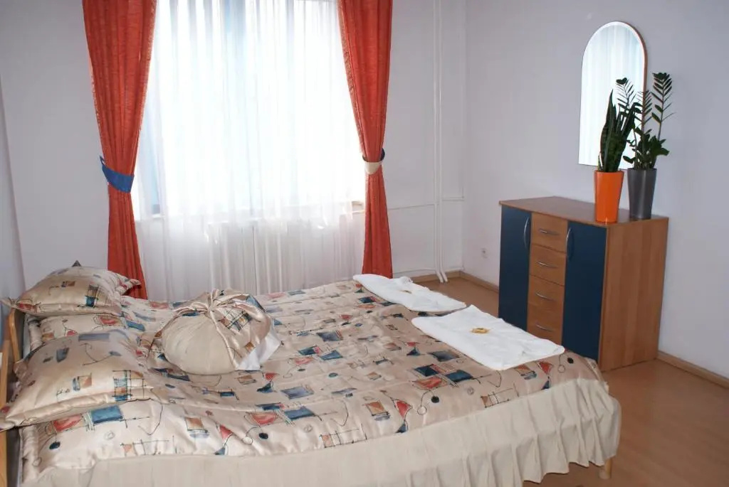 Hotel Monttis - Chambres