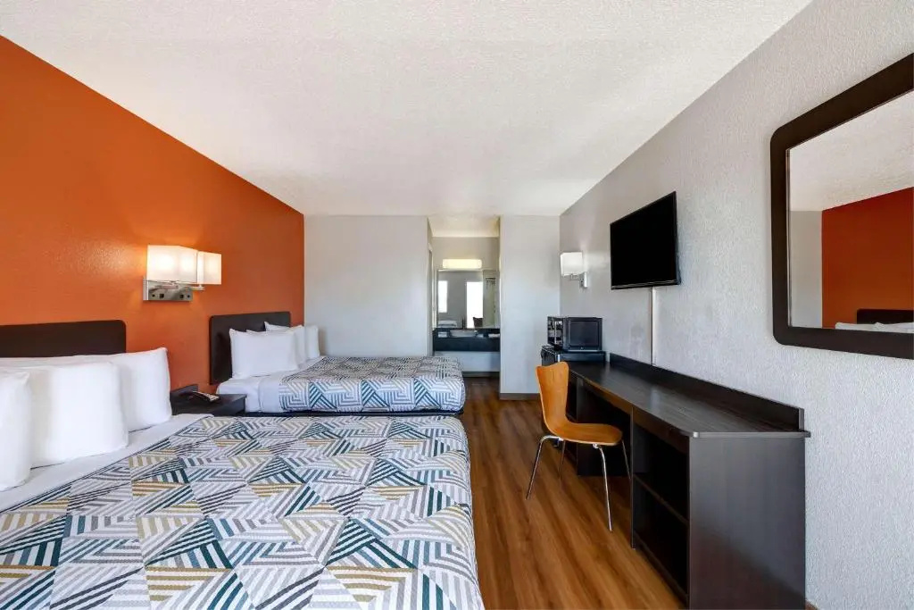 Deluxe Quadruple room
