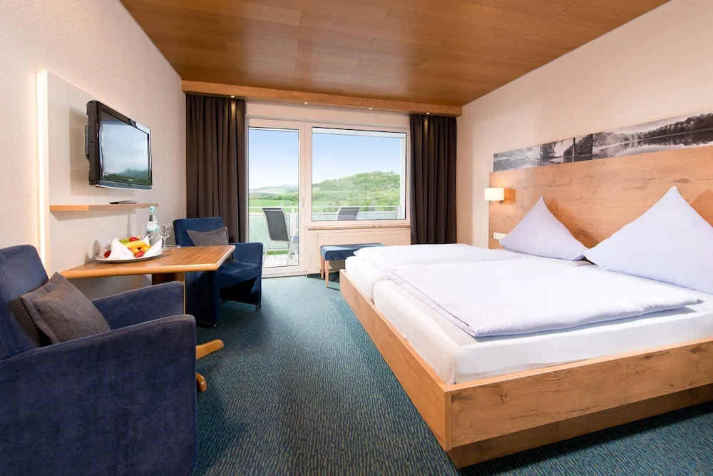 Standard Double room with balcony (full double bed)